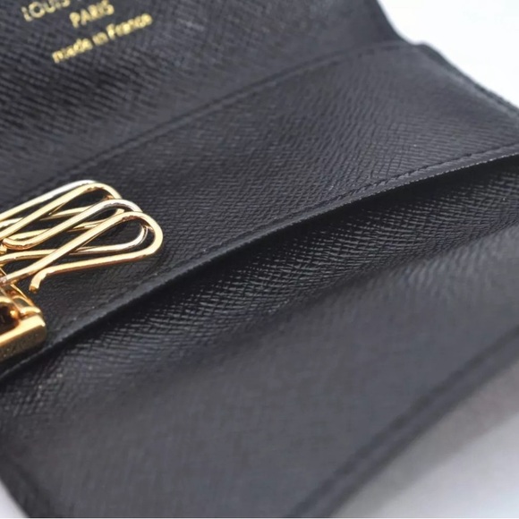 Auth Louis Vuitton Kabuki Monogram Multicles 4 Four Hooks Key Case. COLLECTORS🔥 - Picture 15 of 16